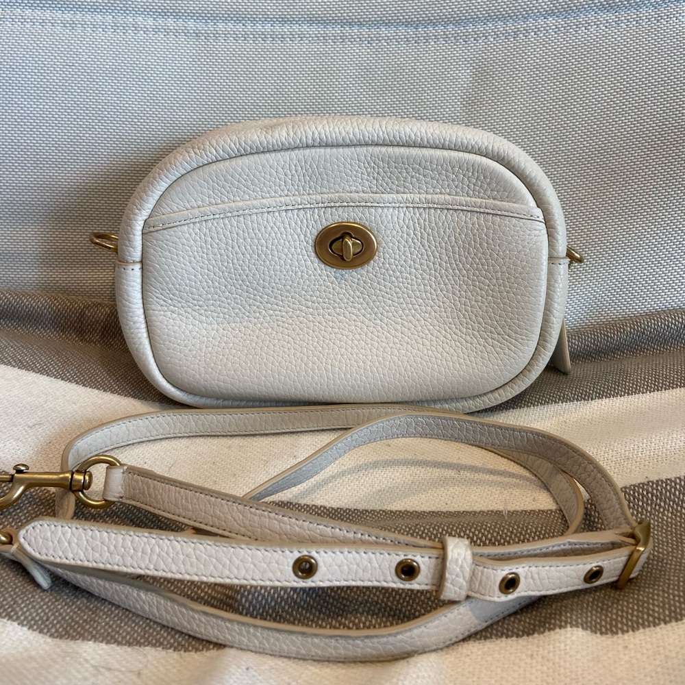 Coach Crossbody Camera Purse - Chalk